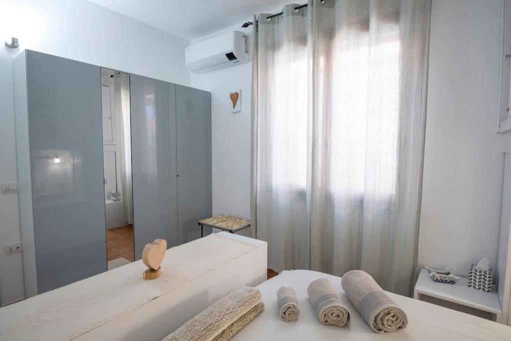 Apartamento La Casa Di Orimari SantʼAntìoco Exterior foto